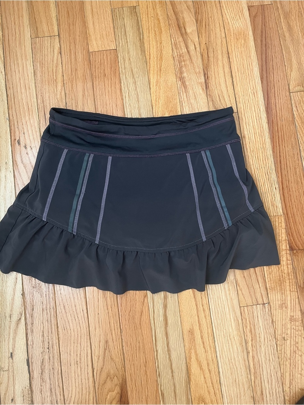 Athleta gray Athletic Skort with Subtle Purple Contrast Stitching